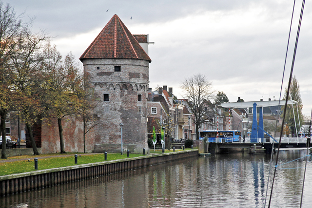 Wijndragerstoren zijde Thorbeckegracht 8610
