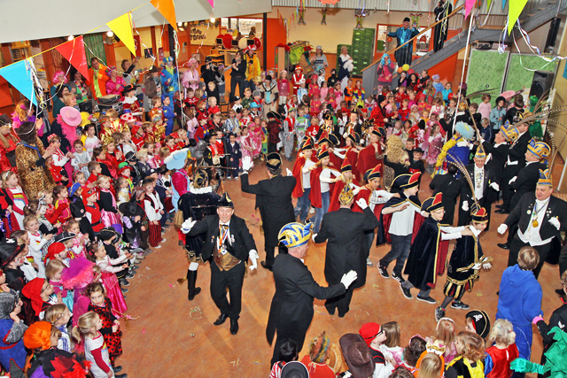 Carnaval De Vlieger 2011 3583