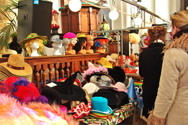 Carnavalsbeurs DSC07442 640