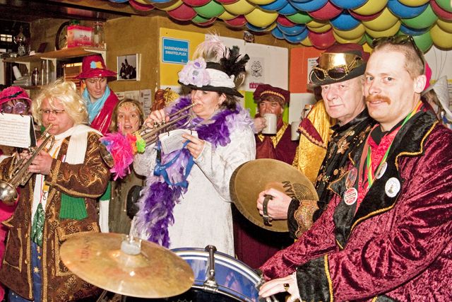 In de kroeg en op de stroate 2009 1497 640