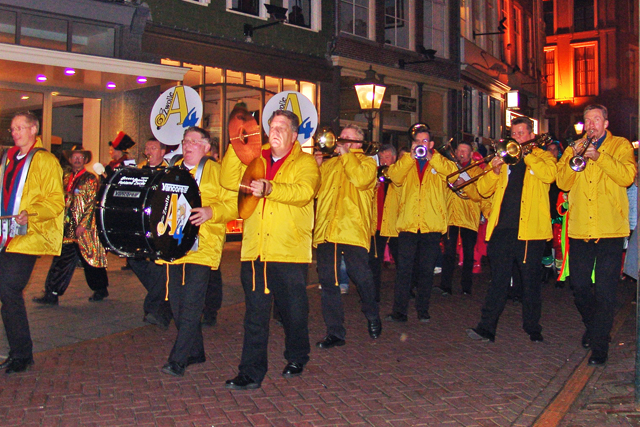 Opzetten Eileuversnest 2005 DSC09068
