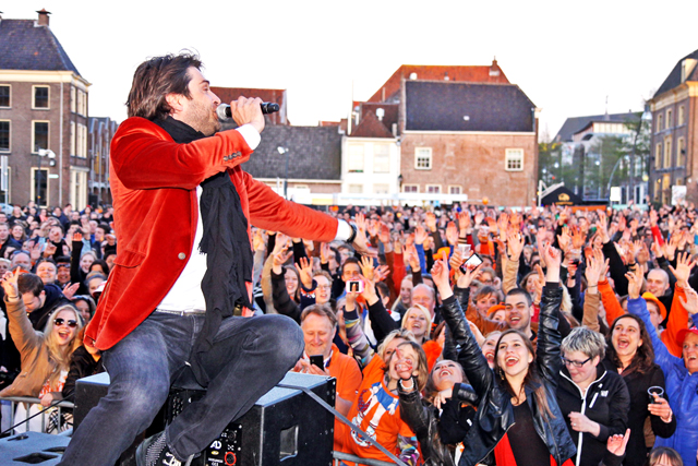 Koninginnedag 2013 RodeTorenplein Sander 1703 640