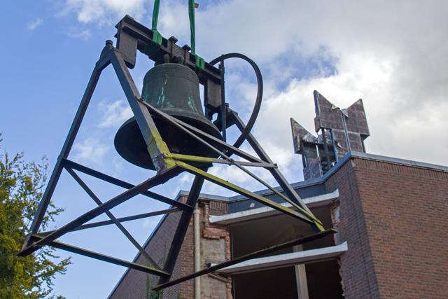 Emmauskerk   Uithijsen torenklok 15102021 7V6A8639 640px