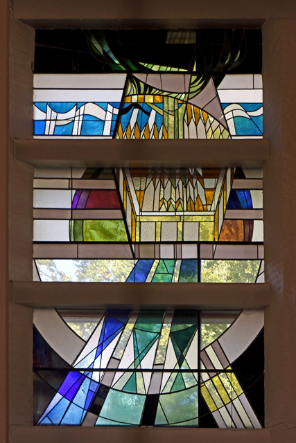 Emmauskerk Glas in Lood   Nieuw Jeruzalem 04102021 7V6A5849 640px