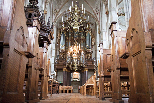 Interieur Grote of St Michaelskerk 2013 2657