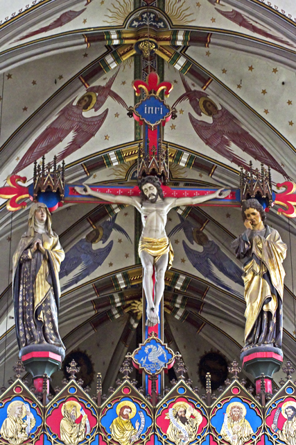 OLV Basiliek Crucifix boven in de kerk 2013 6291