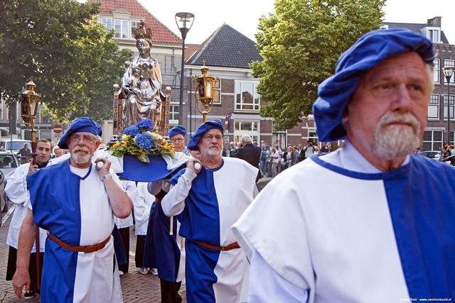17 Mariaprocessie 2013 8056