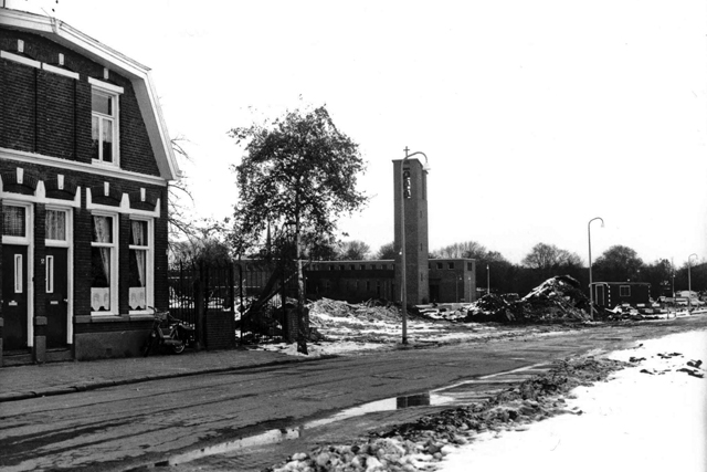 Berkumstraat Michaelkerk 1980 HCO FD01021
