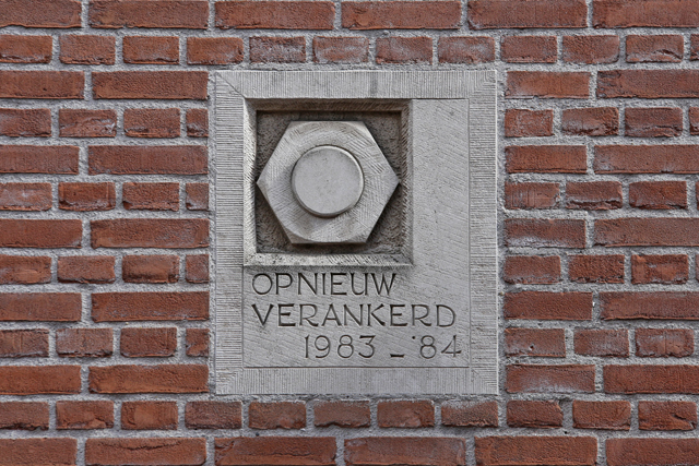 Gevelsteen Pletterstraat 39 5016