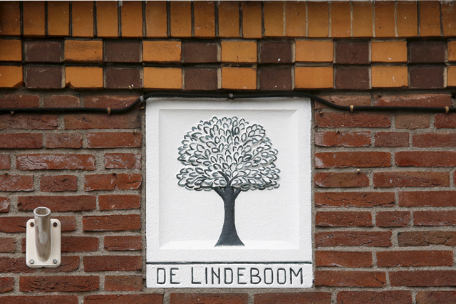 Gevelstenen Groeneweg 2260
