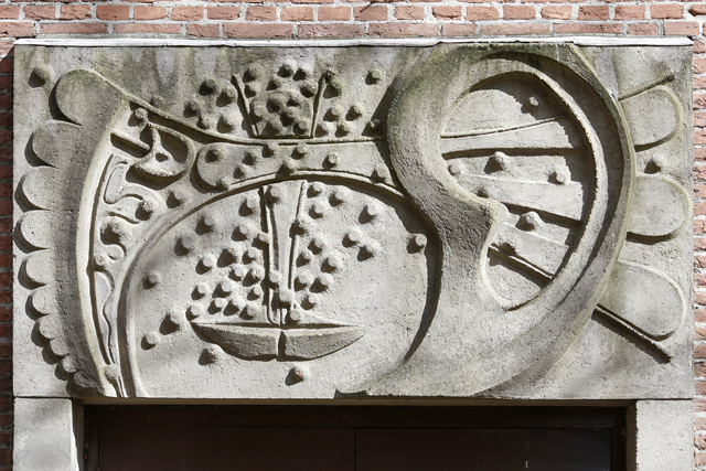 Relief Aan de Stadsmuur 88 5031