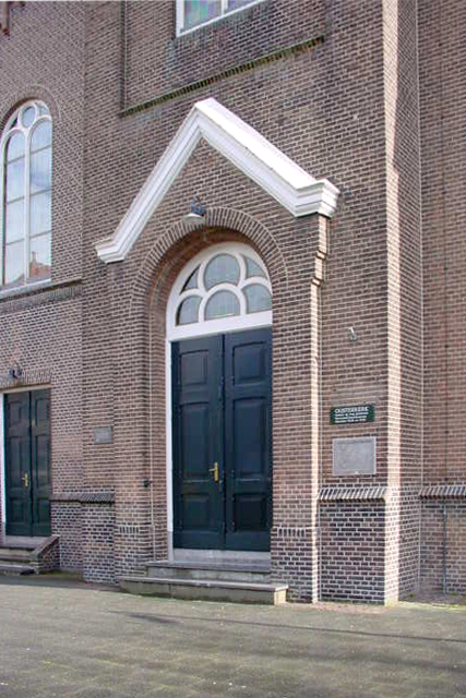 Voorzijde Oosterkerk DSC00224
