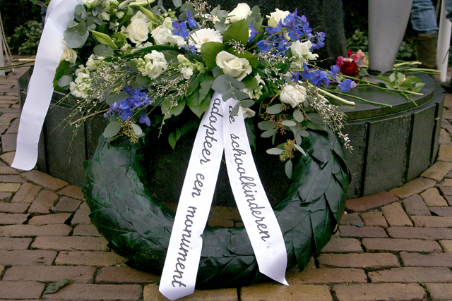 Herdenking Eikenlaan 2008 3096