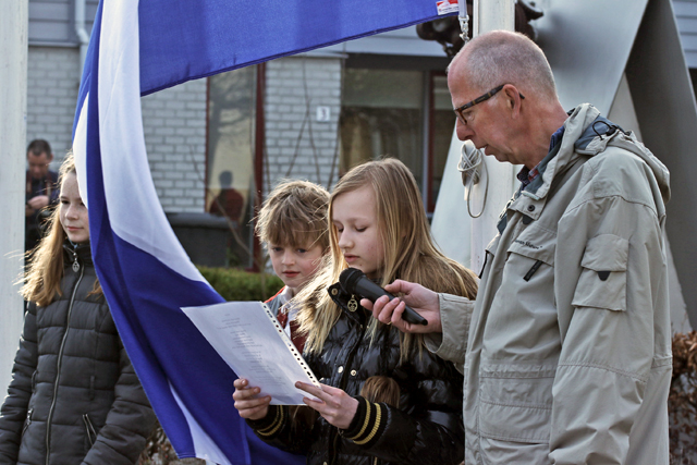 Herdenking monument Pilotenlaan 14042015 7V6A0495