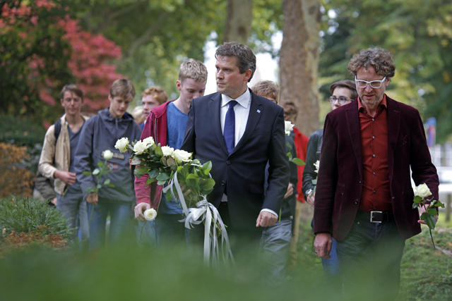 Herdenking Monument Rozenboom 04102018 3831