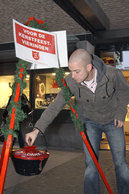 Kerstpot Leger des Heils 2009 9644