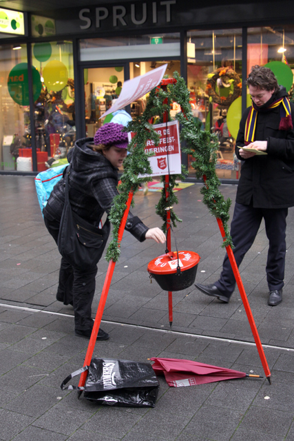 Kerstpot Leger des Heils 2009 9667