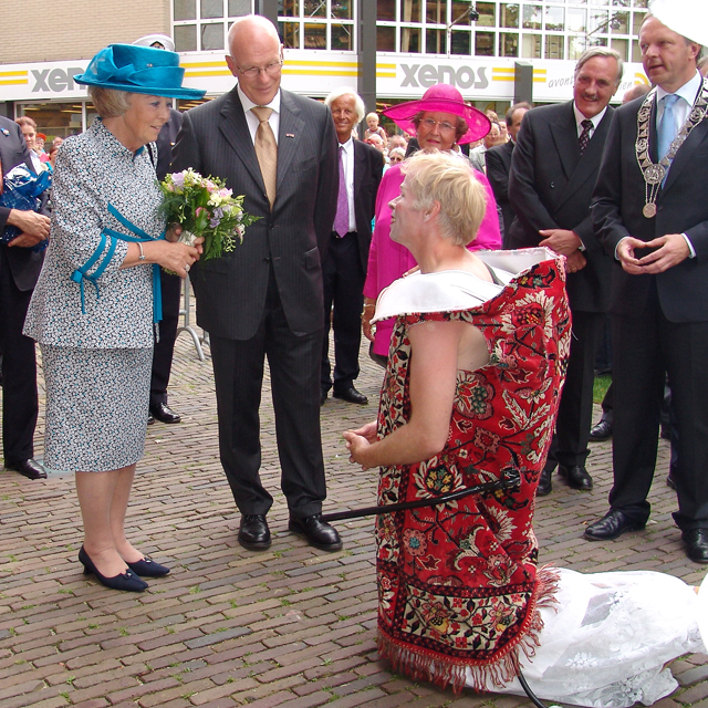 Jubileumbezoek Beatrix 21062005 DSC06357