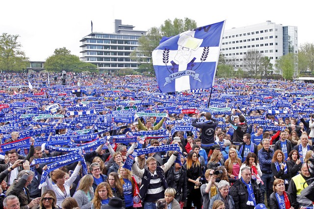 Huldiging PEC Zwolle 2014 8551
