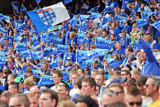 contrast Verzorger Madeliefje Zwolle in Beeld - Betaald Voetbal - PEC Zwolle - KNVB Beker - Finale  wedstrijd