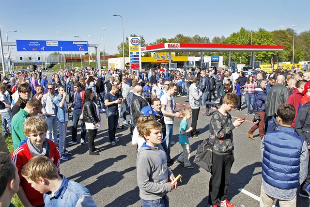 PEC Zwolle Vertrek bus bekerfinale 4601