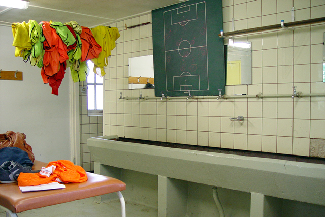 Kleedkamer EDON 2004 DSC05869