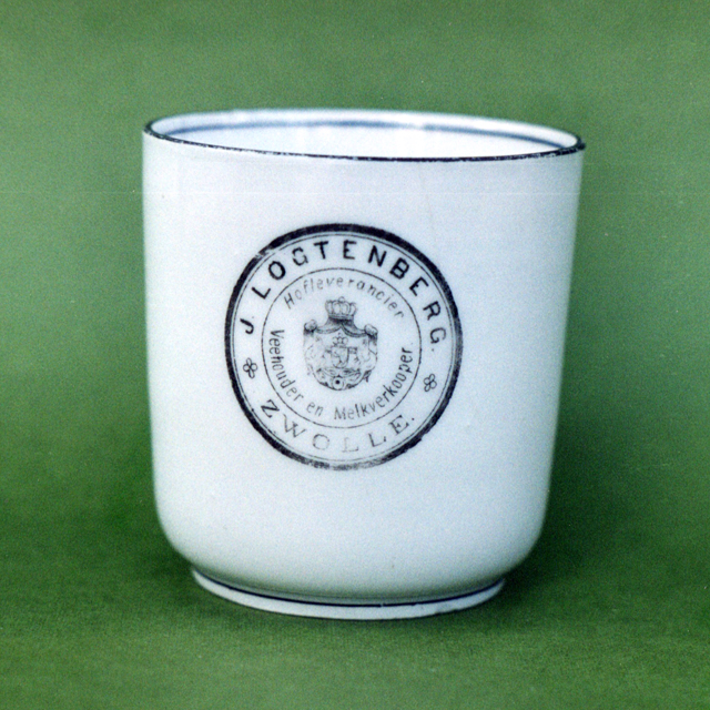 Melkbeker Melksalon Logtenberg101 640px