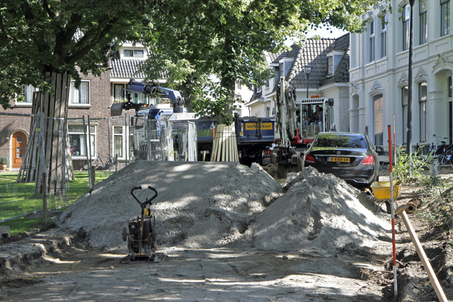 Herinrichting Van Nahuijsplein 10092015 7069 640px