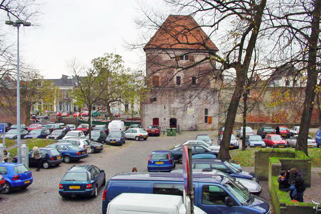 Broerenkerkplein 2001 DSC00053