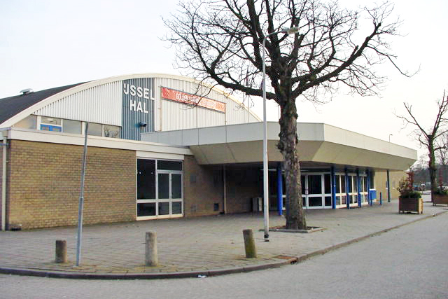 Kamperpoort Entree IJsselhal 2003 DSC00214