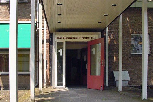 Personeelsflat Weezenlanden 14062001 DSC00060