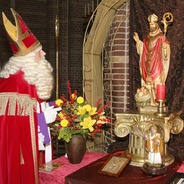 Sinterklaasaltaar Assendorp 2016 7V6A1398