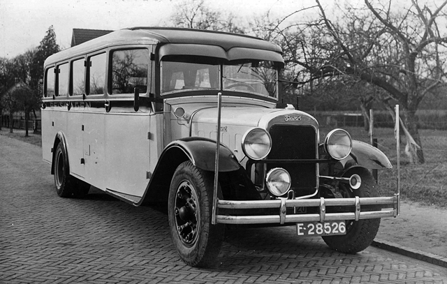 Collectie Schutte 1e bus Olst Stewart 1935