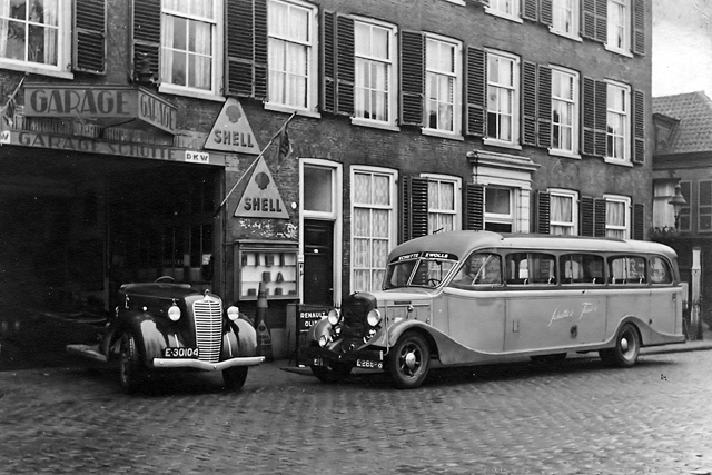 Collectie Schutte 1e garage Beestenmarkt 1937