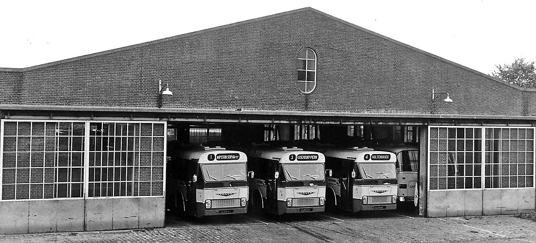 Collectie Schutte Stadsdienst Remise Zamenhofsingel 1973