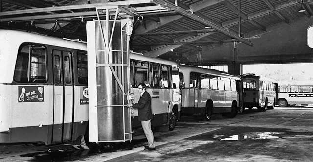 Schutte Stadsdienst Rotobus wasmachine Hans Schutte