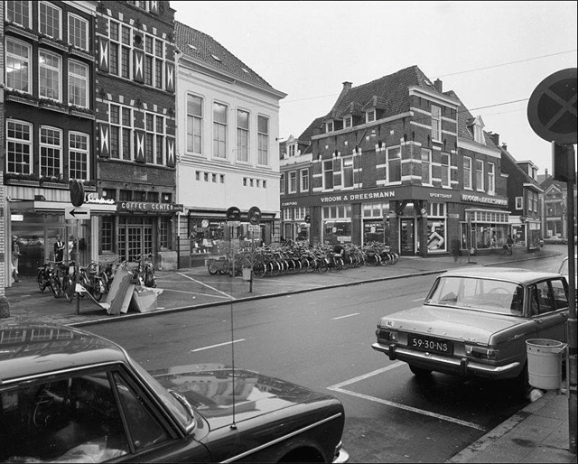 V&D Koningsplein Hans vZon bew